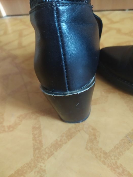 Продам ботфорты размер 40