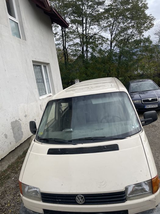 Volkswagen Caravelle 1994 diesel, 3.000 € — imagine 4