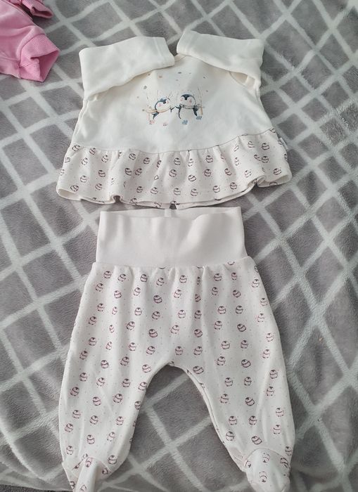 Лот бебешки дрешки 0-3 за новородено