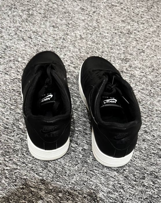 Nike кроссовки кеды мужские 42 размера