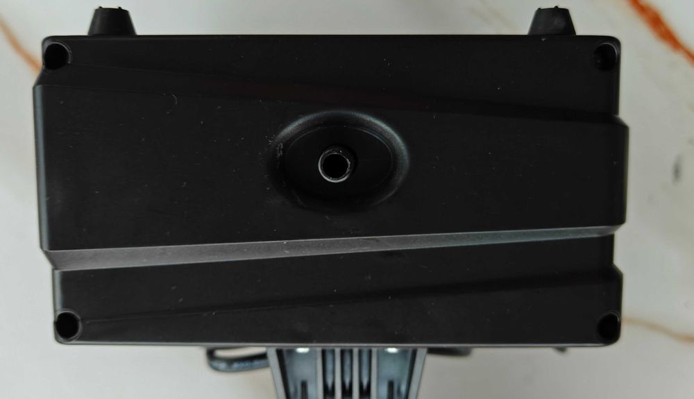 SOBO аквариумна въздушна помпа SB 30B 15W нова