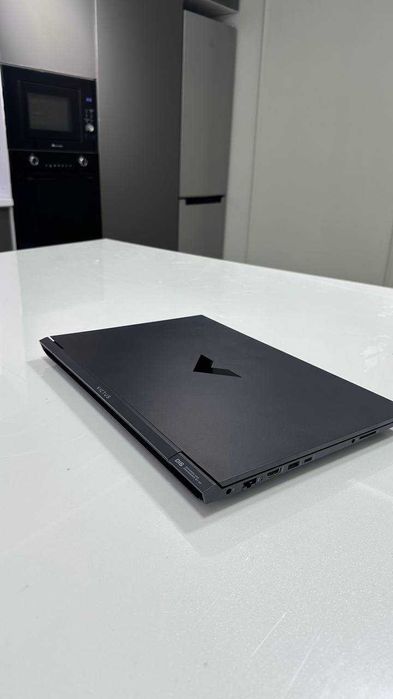 HP Victus 16 Universal Laptop