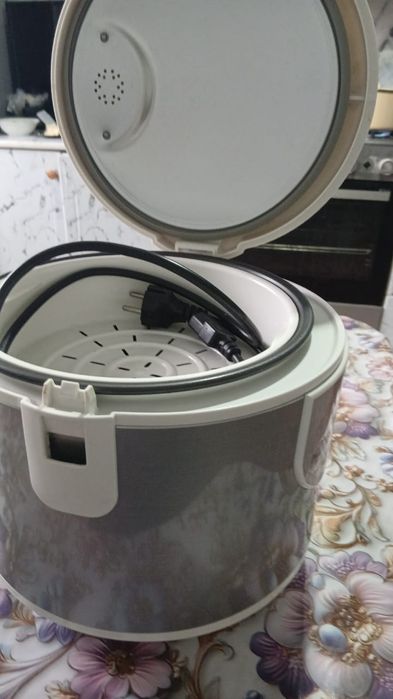 Продам мультиварку