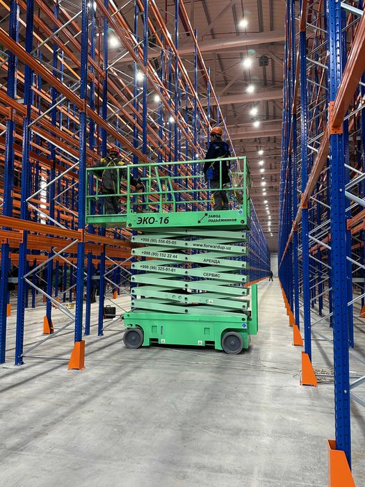 Подъемник строительный - люлька - электрические леса - вышка