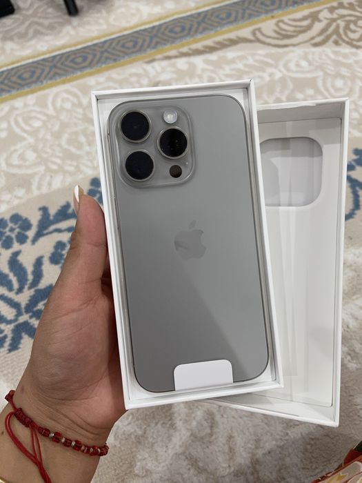 iPhone 16rpo ұсталған