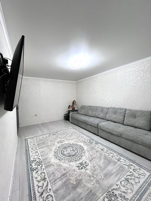 Продам  3-х комнатную квартиру