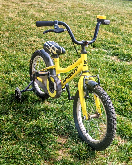 Bicicleta copii ca noua - 16 inch - cu roti ajutatoare