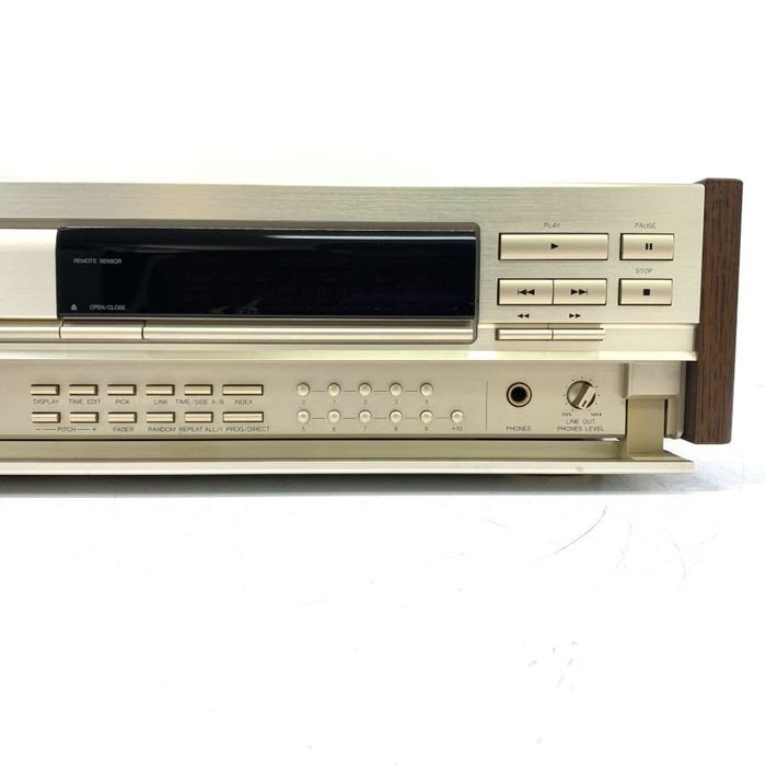 CD проигрыватель -  Denon DCD-1650G