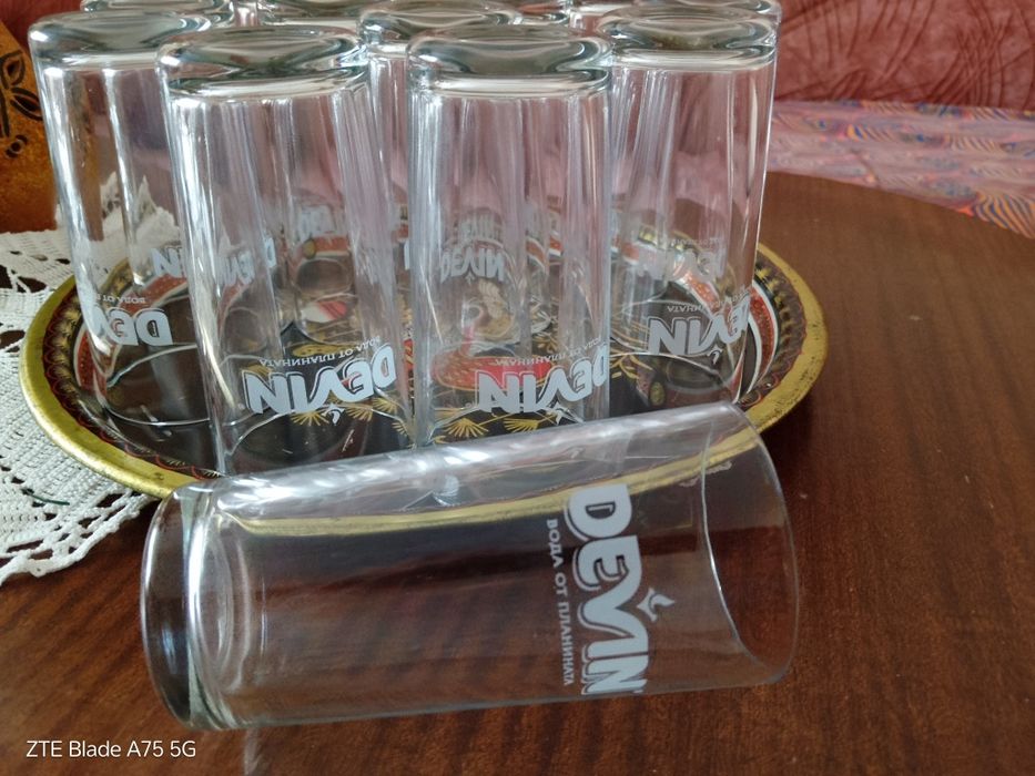 12 нови чаши за безалкохолни напитки