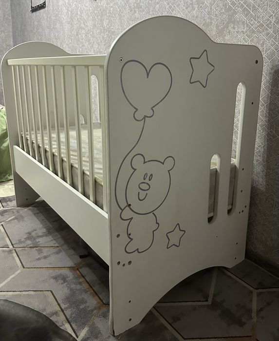 Продам кровать детскую