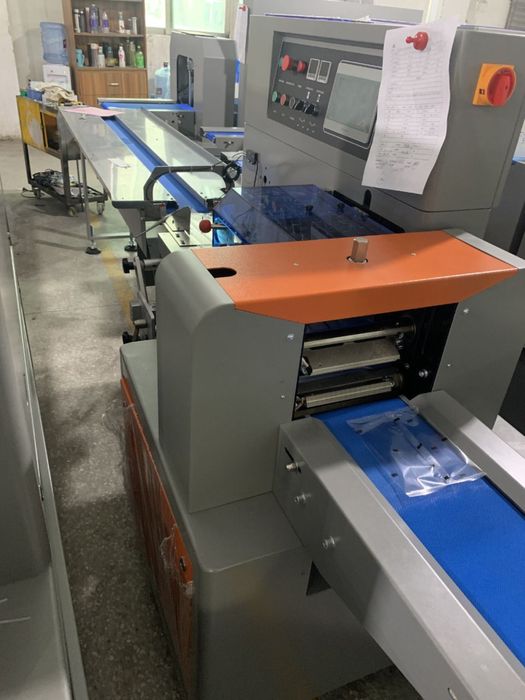 Пакетираща, опаковъчна, пакетажна машина протеинови барчета ядки пасти