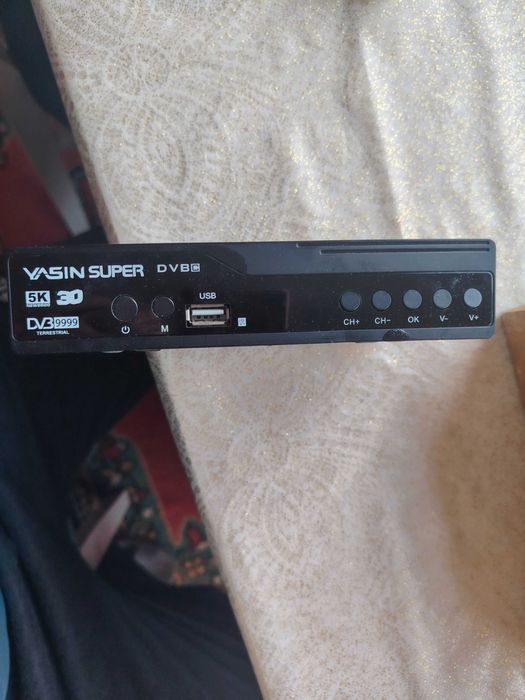 Продаю тюнер цифрового телевидения!