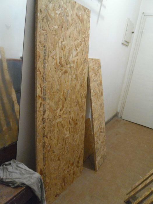 Естествен паркет, летви 5/5 и летви  и парчета от OSB-1,8