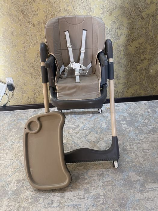 Столик для кормление ребенка