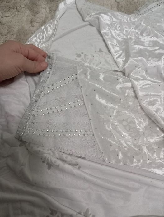 Белое платье для келинок новое