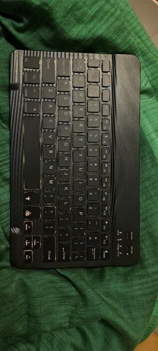 Tastatura Bluetooth