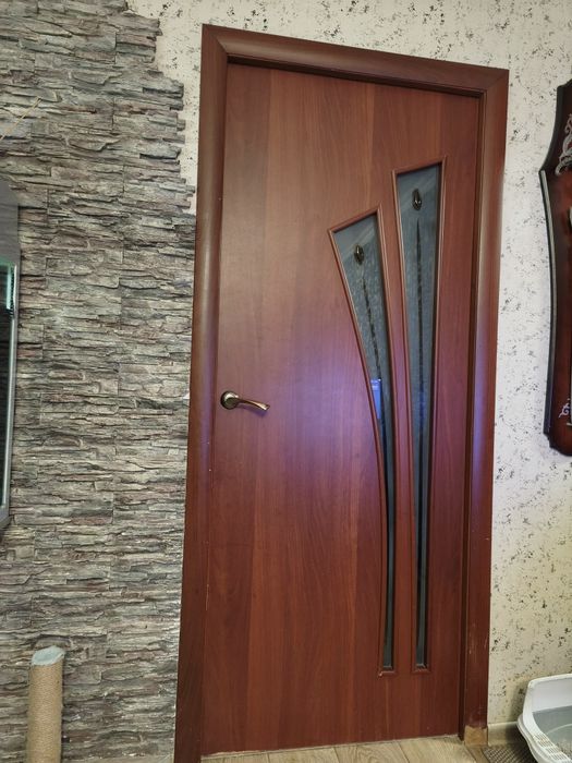 Продам двери межкомнатные