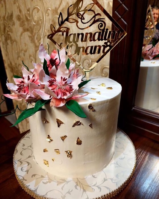 Tort va Shirinliklar zakaz olamiz