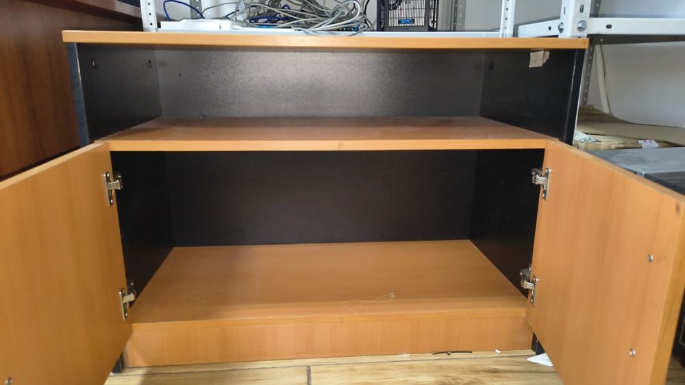 Тумба, письменный стол, тумбочка