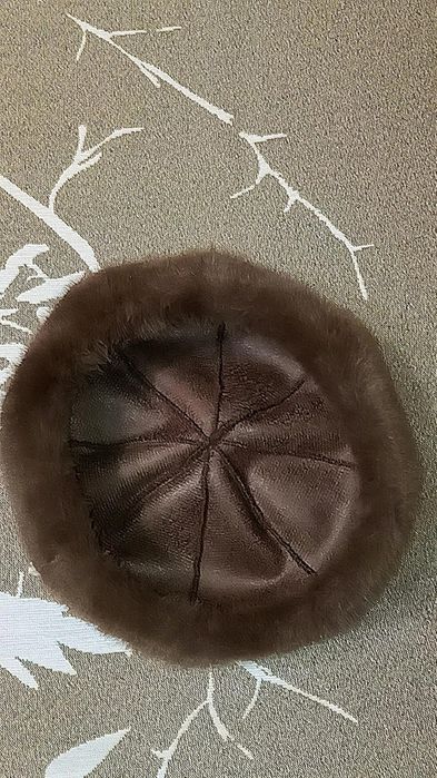 Продам берет женский