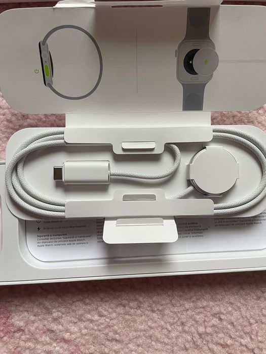 Apple Watch Series 10 S10 46mm Rose Gold – като нов, неразопаковано зарядно