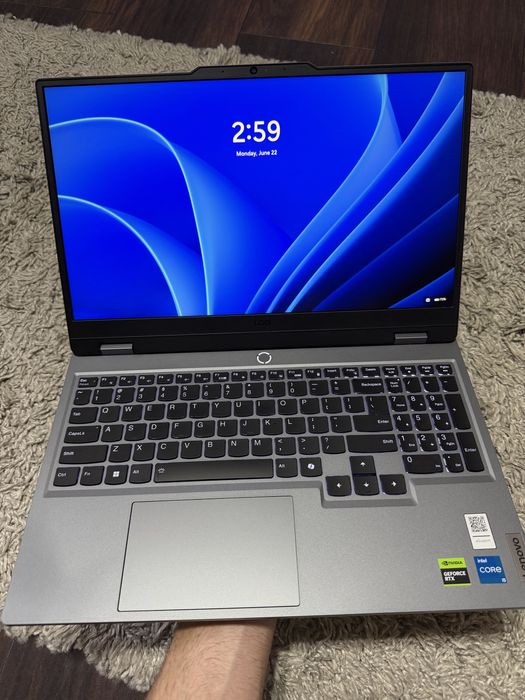 Lenovo LOQ 15IAX9 / i5-12600HX / RTX 4050 6gb / 24gb ram / 1TB ssd