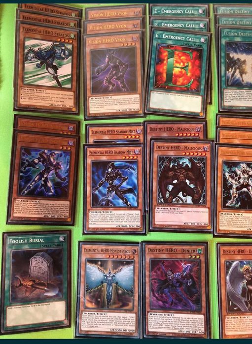 Yu Gi Oh Heroes deck competitiv