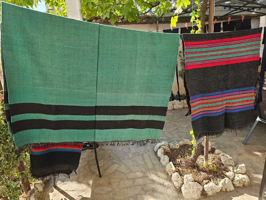 Черги, килими, покривала