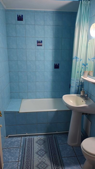 Inchiriez apartament 2 camere,confort 1
