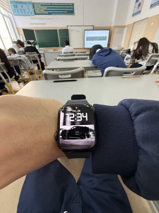 Продам Apple watch 7