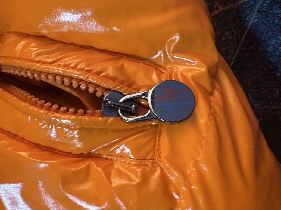 Geaca moncler ca noua