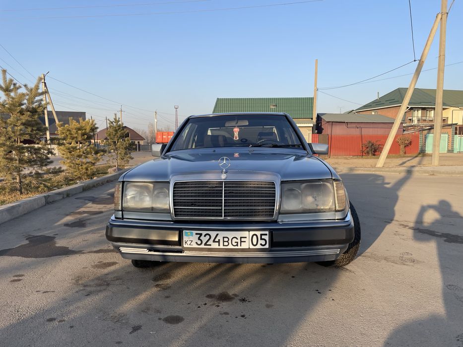 Продам мерседес 124 на полном ходу сел поехал обмен не интересует сроч