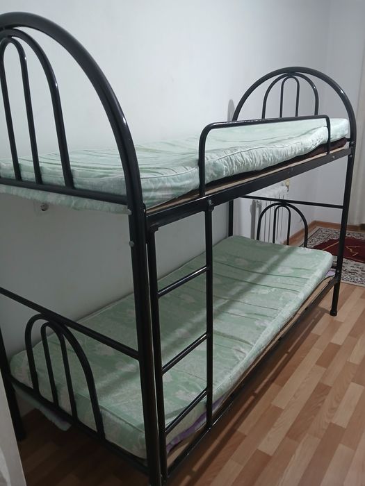 Продам двухярусную кровать