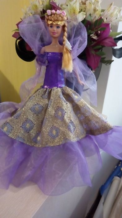 дрехи за кукли Барби и Кен