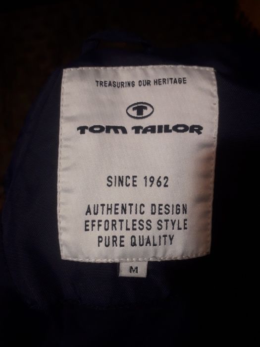 Продам ветровку в отл сост