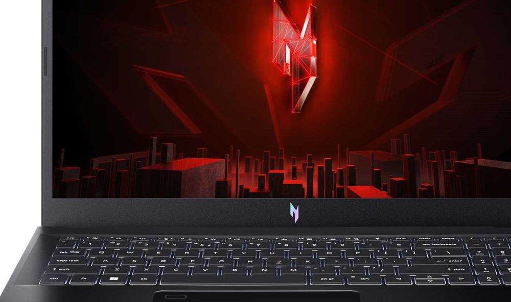 Acer Nitro V 15 i7 / RTX 4050 – Gaming & Workstation