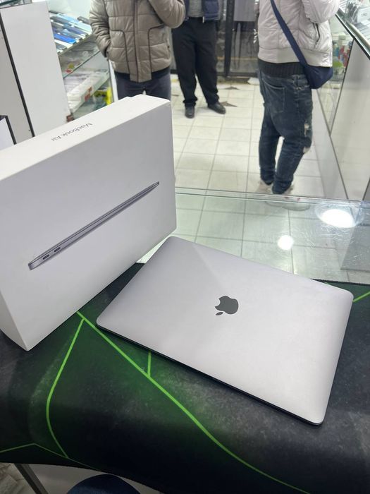 13.3"noutbokk Apple Macbook Air 13 yili 2018 цикл  314  xolati ideal