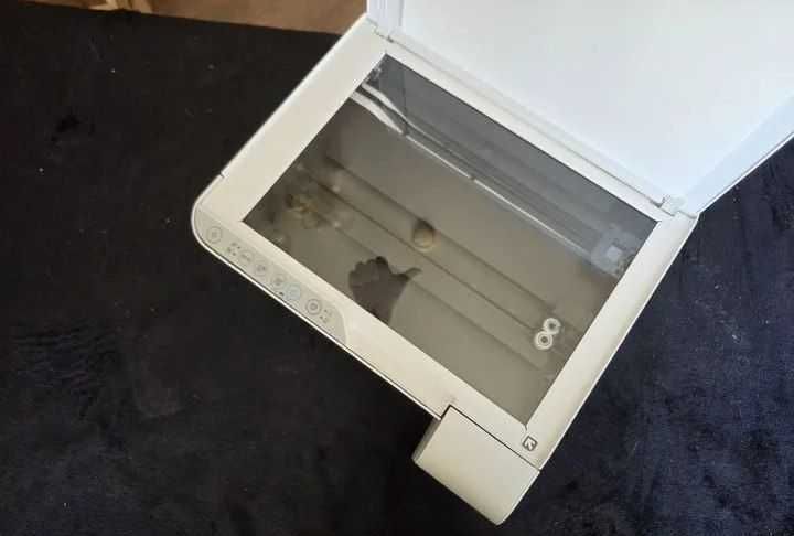 Мфу Epson l3256 Wi-Fi rangli printer deyarliyangi aybi yoʼq a