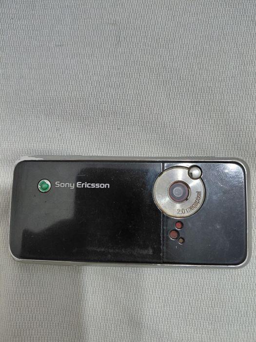 Продам ретро телефон Sony ericsson k660i