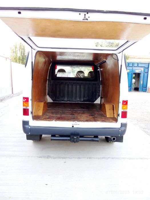 Ford tranzit yuk