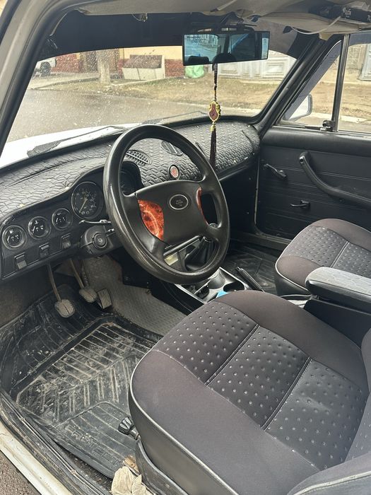 Жигули срочно сотилади