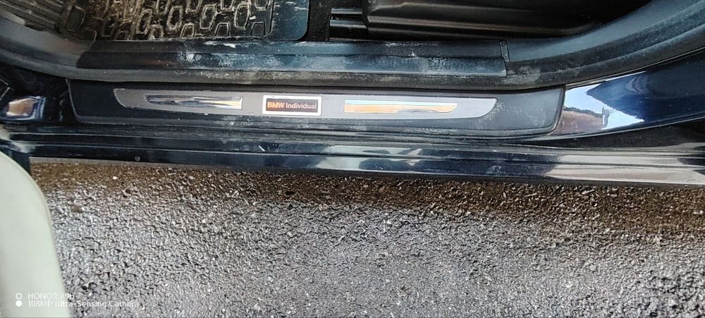 Sotiladi BMW 750 individual