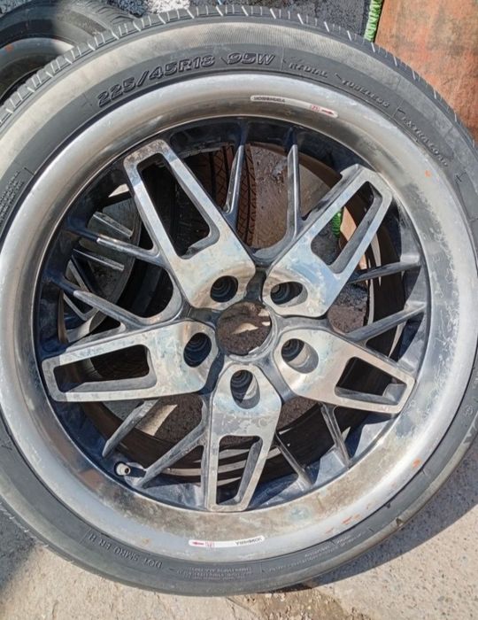 Продам диски с шинами