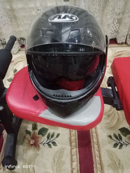 Продается шлем в отличном состоянии.