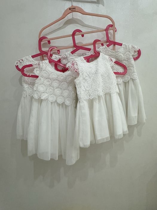 Lot rochite albe 3-6, 9-12, 12-18, 18-24 luni si 2-3 ani