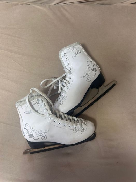 Коньки для фигурного катания