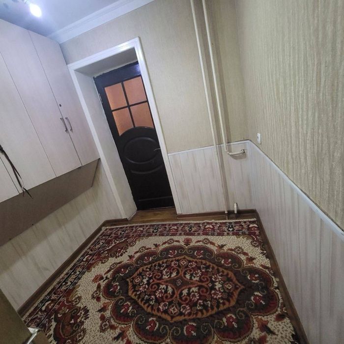 Ракат Махалля 1/1/4 кирпич 35 кв.м. Срочно.