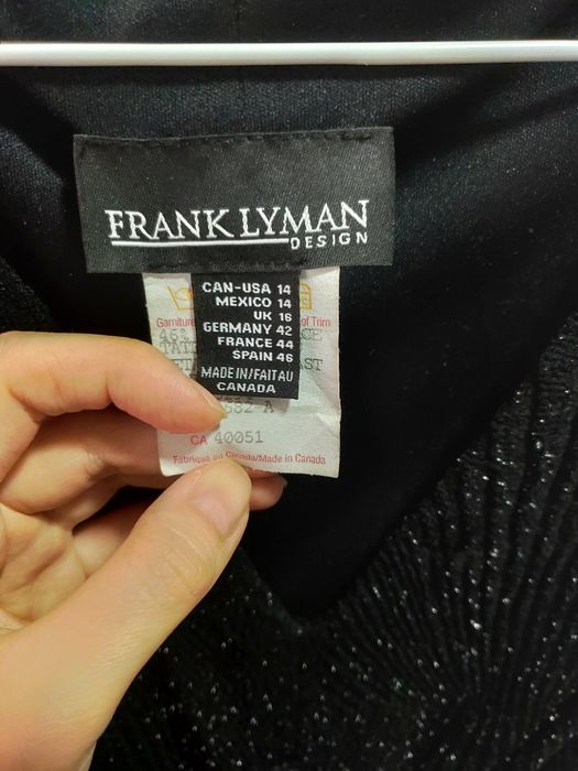 Чёрное вечернее платье