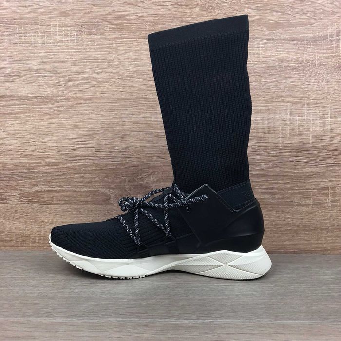 Reebok Sock Runner Caged размер 40.5 26 см. unisex