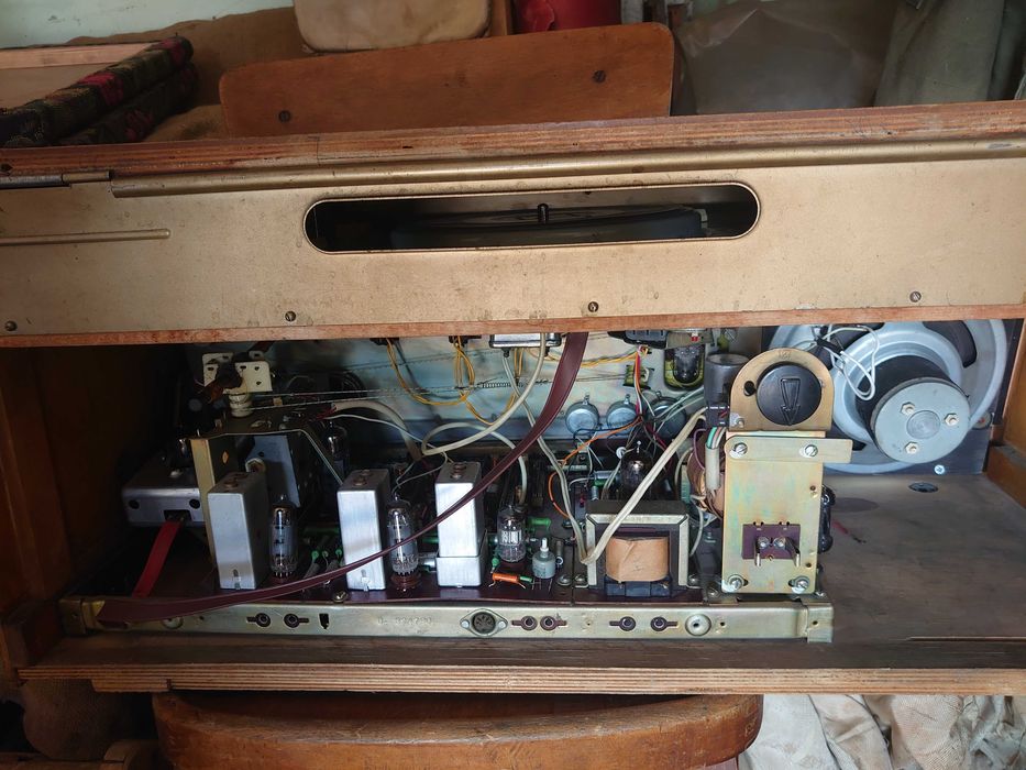 радиоприемник  VEF